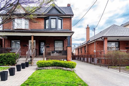 475 Salem Avenue N, Toronto, ON, M6H3C9 | Card Image