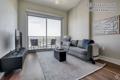 apt-214-3000 Guadalupe St, Austin, TX, 78705-2833 | Card Image