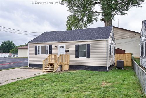 2509 Harrison Ave, Saint Albans, WV, 25177-2020 | Card Image