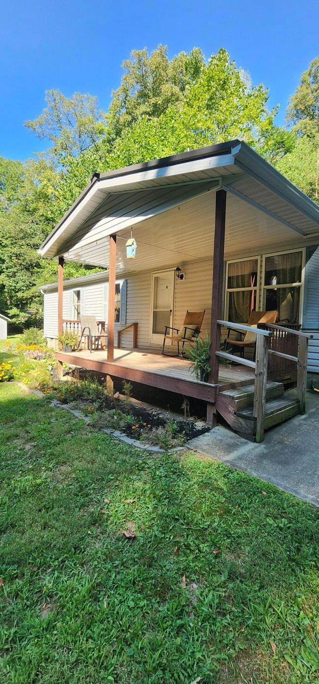 9072 Walnut Dowler Rd, House other with 2 bedrooms, 2 bathrooms and null parking in Logan OH | Image 7