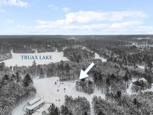 11055 French Ct, Williamsburg, MI, 49690-8719 | Card Image