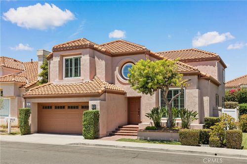 9 Terraza, Irvine, CA, 92614-8111 | Card Image