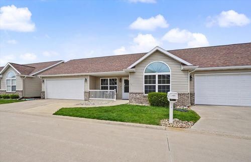 0-513 Douglas Dr, Gibson City, IL, 60936-8210 | Card Image