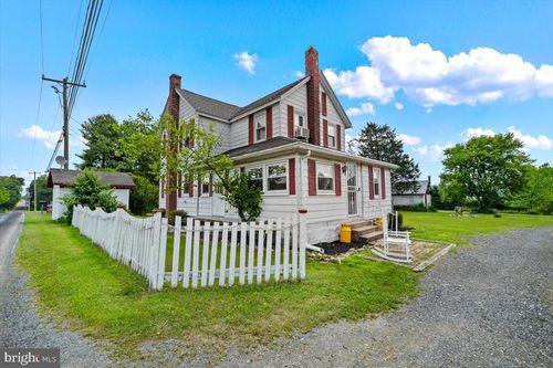 7590 Pohopoco Dr, Kunkletown, PA, 18058-2631 | Card Image