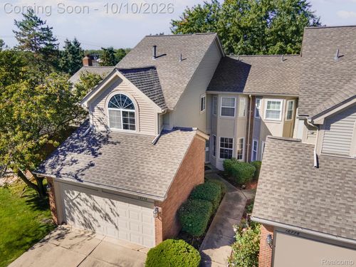 112-18778 Hilltop Cir, Riverview, MI, 48193-8087 | Card Image