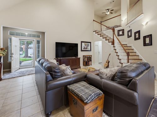 332 Emma Call Ct, Decatur, TX, 76234-1091 | Card Image