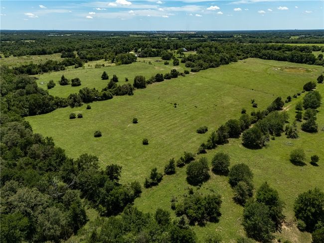 Aerial view of sparsely populated area | Image 28