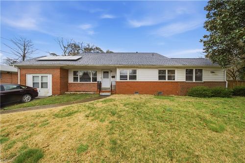 6964 Doummar Dr, Norfolk, VA, 23518-4853 | Card Image