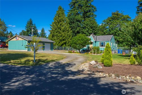 4211 108th Ave E, Edgewood, WA, 98372-2220 | Card Image