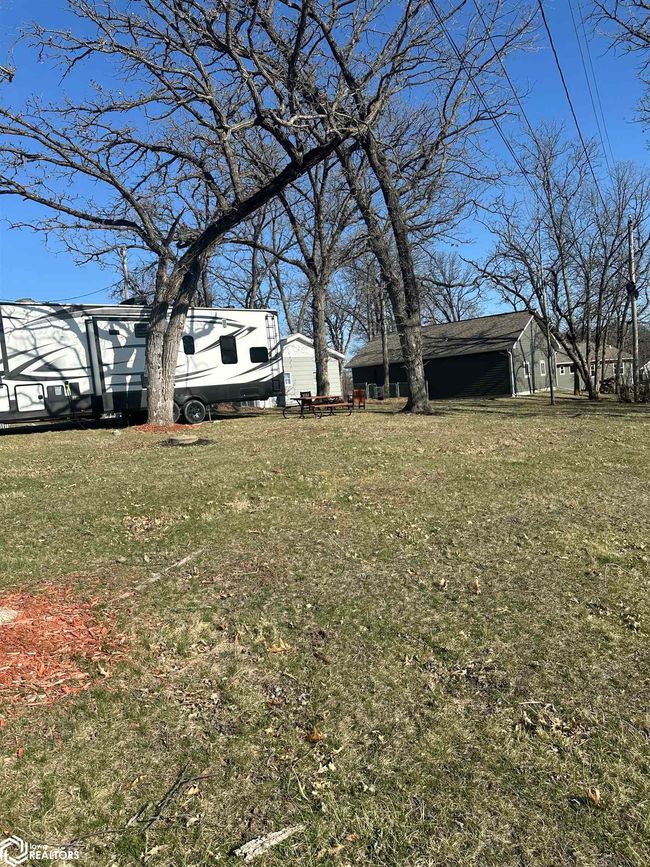 103 North Dr, Home with 0 bedrooms, 0 bathrooms and null parking in Montezuma IA | Image 10