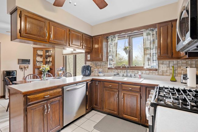 21752 Forest Ct, House other with 4 bedrooms, 3 bathrooms and 2 parking in Mokena IL | Image 8