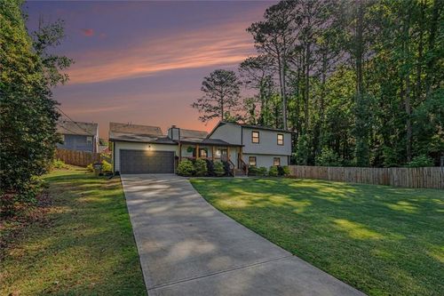 3215 Alcazar Dr Sw, Lilburn, GA, 30047-1801 | Card Image