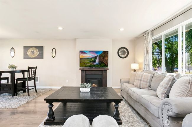1980 Mckinley St, House other with 3 bedrooms, 2 bathrooms and 2 parking in Enumclaw WA | Image 5