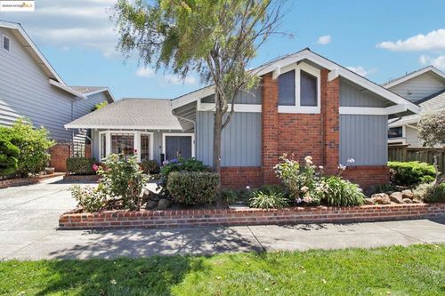 8 Wellfleet Bay, Alameda, CA, 94502 | Card Image