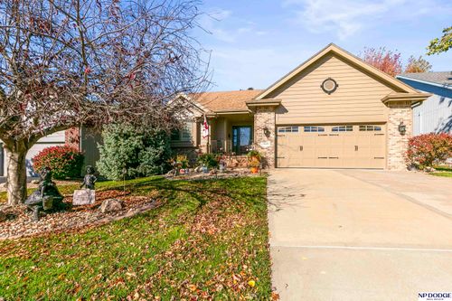 10604 Brentwood Drive, La Vista, NE, 68128 | Card Image