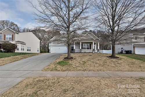 709 Yvonne Dr Sw, Concord, NC, 28027-3914 | Card Image