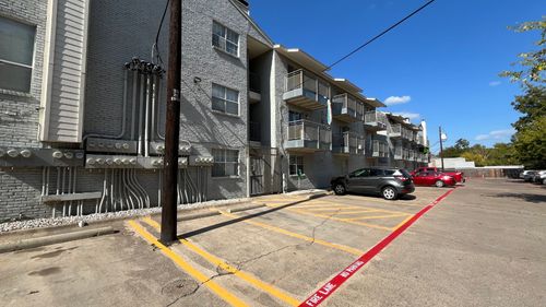 apt-212-4502 Gaston Ave, Dallas, TX, 75246-1070 | Card Image