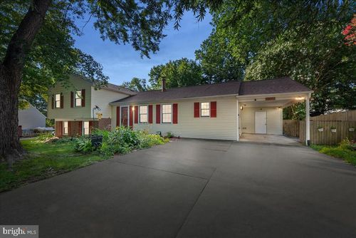 15303 Harmony Hill Ct, CENTREVILLE, VA, 20120-1137 | Card Image