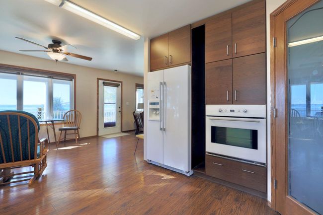 27 Lakeshore Dr, House other with 4 bedrooms, 2 bathrooms and 5 parking in Sundance Beach AB | Image 7