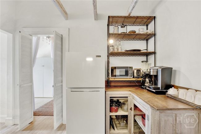 535 E Gordon St, Townhouse with 2 bedrooms, 2 bathrooms and null parking in savannah GA | Image 17