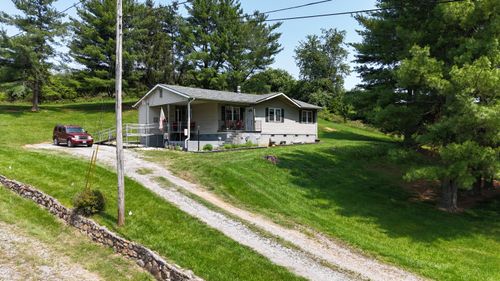 48 Monarch St, Daleville, VA, 24083-3149 | Card Image