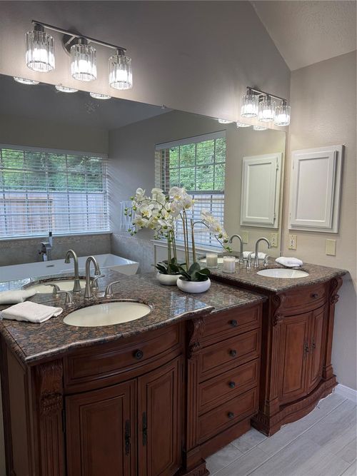 4415 Echo Falls Dr, Kingwood, TX, 77345-1049 | Card Image
