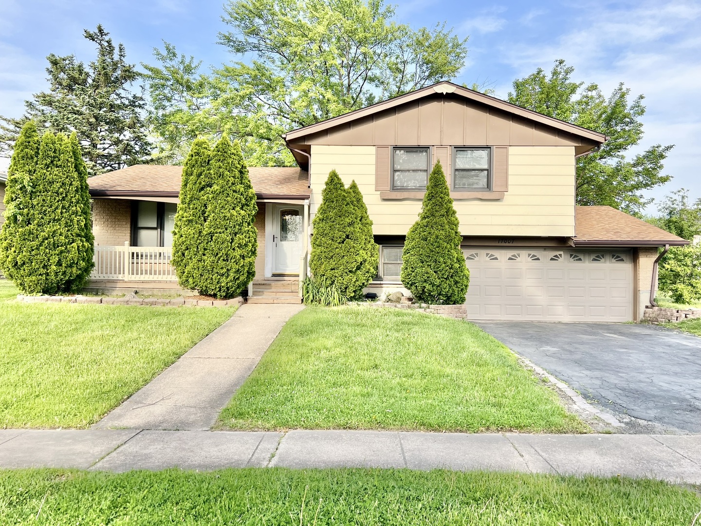 Residential in Hazel Crest