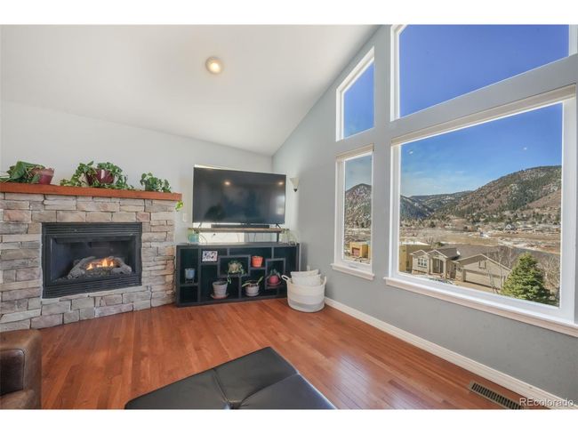 113 Oakdale Dr, House other with 3 bedrooms, 3 bathrooms and null parking in Palmer Lake CO | Image 6