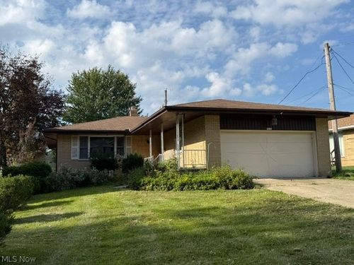 14134 Mustang Drive, Maple Heights, OH, 44137 | Card Image