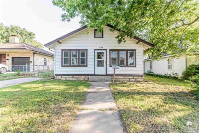 124 W Pine Street, House other with 2 bedrooms, 1 bathrooms and null parking in Junction City KS | Image 1