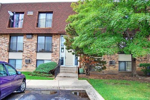 101-193 N Waters Edge Dr, Glendale Heights, IL, 60139-1640 | Card Image