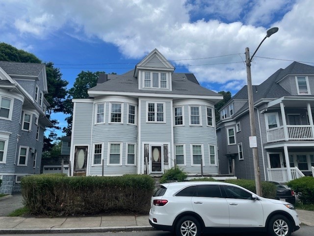Pasadena Rd, Dorchester, MA 02121