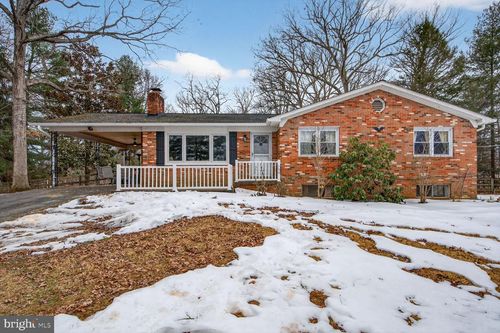 7406 Kennedy Rd, NOKESVILLE, VA, 20181-5841 | Card Image