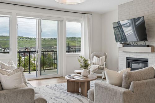 205 Precedence View, Cochrane, AB, T4C2W8 | Card Image
