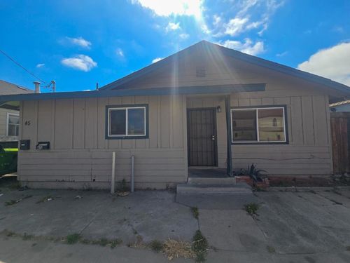 45 Sherwood Dr, Salinas, CA, 93901-2833 | Card Image