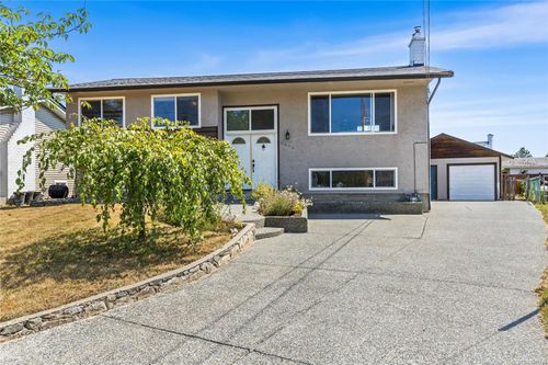 2054 Piercy Ave, Sidney, BC, V8L2K5 | Card Image
