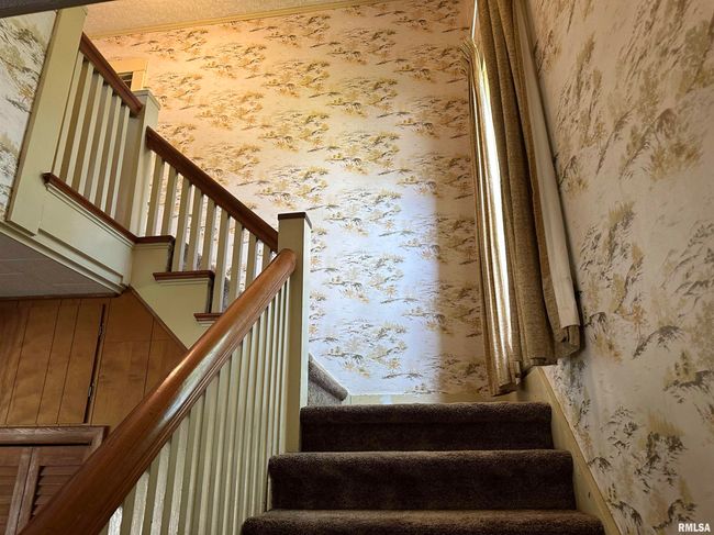 212 S Broadway St, House other with 4 bedrooms, 2 bathrooms and null parking in Stronghurst IL | Image 7