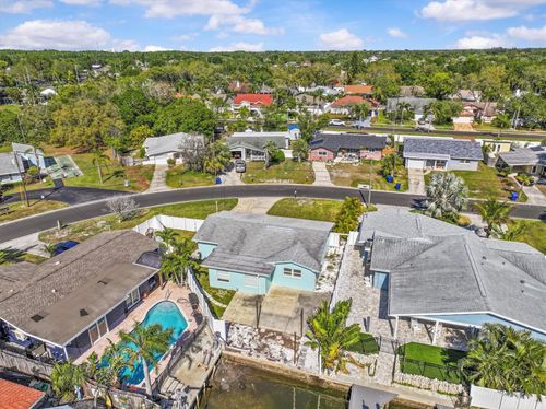 310 Westwinds Dr, Palm Harbor, FL, 34683-1040 | Card Image