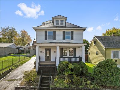 32 Wayne St, House other with 3 bedrooms, 2 bathrooms and 2 parking in Uniontown PA | Image 1