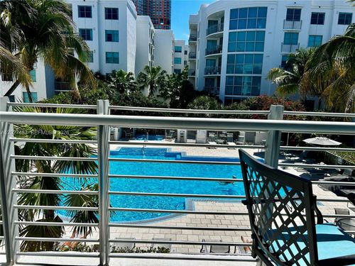 2512-110 Washington Ave, Miami Beach, FL, 33139-7221 | Card Image