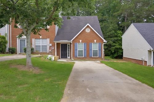 1324 Hollenbeck Ln, Riverdale, GA, 30296-7108 | Card Image
