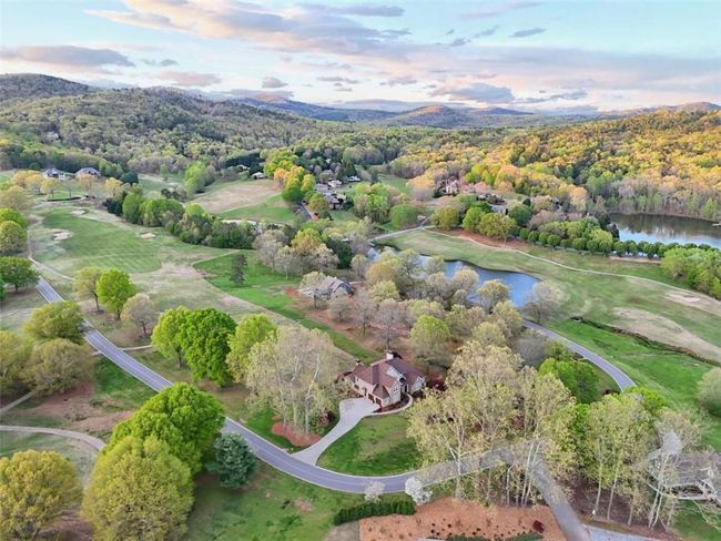 526 Orchard Dr, House other with 5 bedrooms, 6 bathrooms and null parking in Clarkesville GA | Image 4