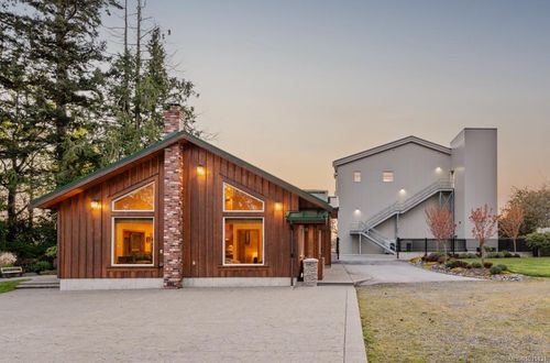5583 Medberry Close, Sooke, BC, V9Z0C6 | Card Image