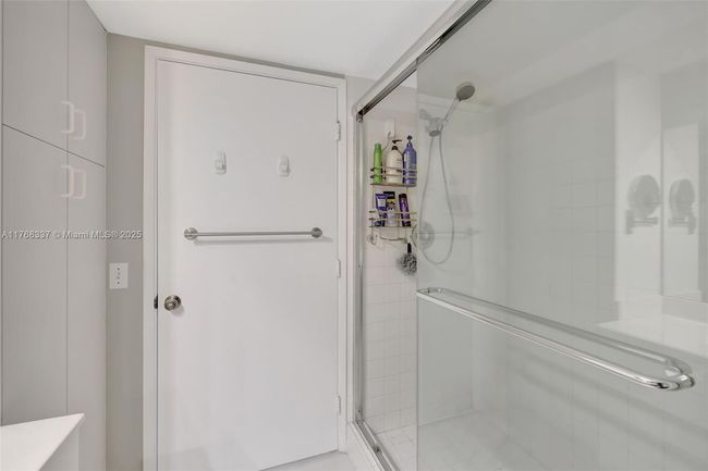 APT-908 - 2334 S Cypress Bend Dr, Condo with 3 bedrooms, 2 bathrooms and null parking in Pompano Beach FL | Image 17