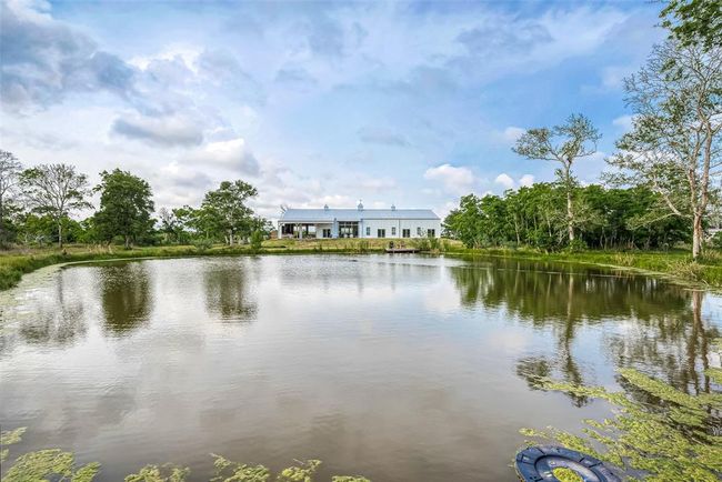 1295 Brazos River Rd, Home with 5 bedrooms, 6 bathrooms and 4 parking in Freeport TX | Image 28