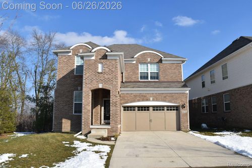 49744 Hartwick Dr, Novi, MI, 48374-4025 | Card Image
