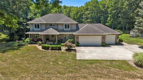 48261 Rice Rd, Amherst, OH, 44001-9400 | Card Image