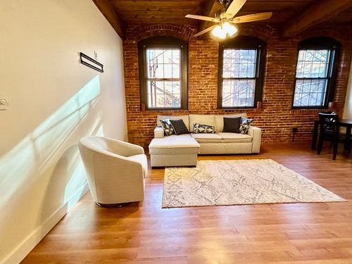308-50 Rantoul St, Beverly, MA, 01915-5087 | Card Image