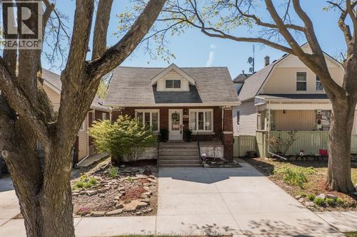 641 Cameron Ave, Windsor, ON, N9B1Z2 | Card Image