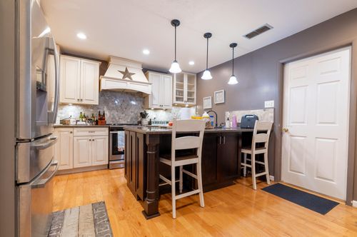 300 Victoria Ave Nw, Fort Walton Beach, FL, 32548-4614 | Card Image